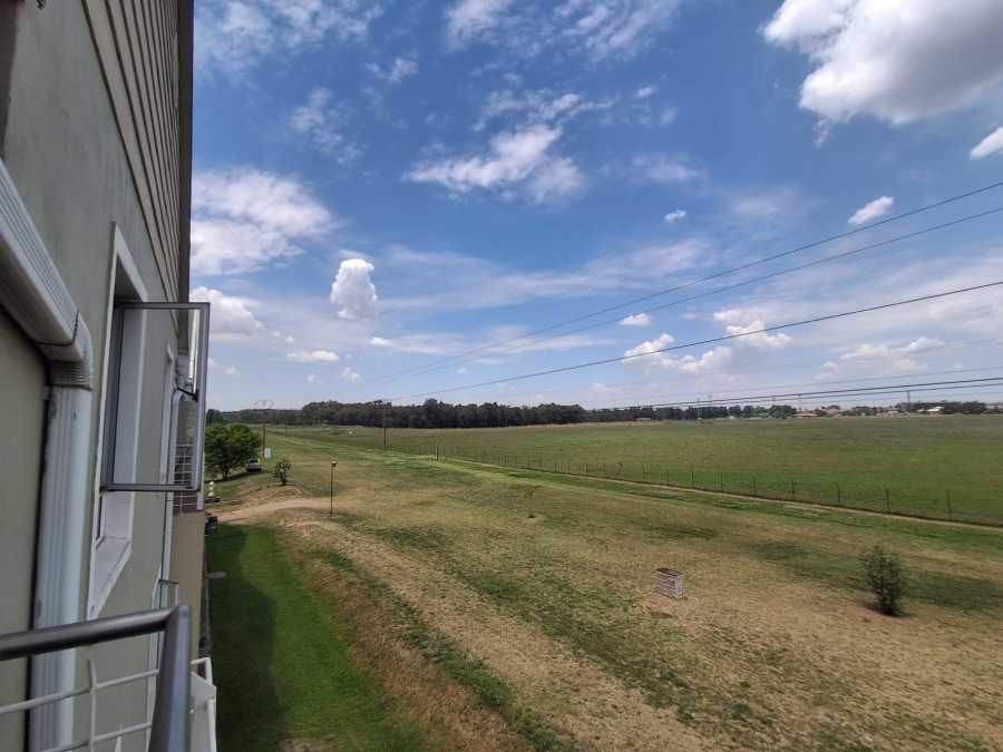 2 Bedroom Property for Sale in Riverspray Lifestyle Estate Gauteng