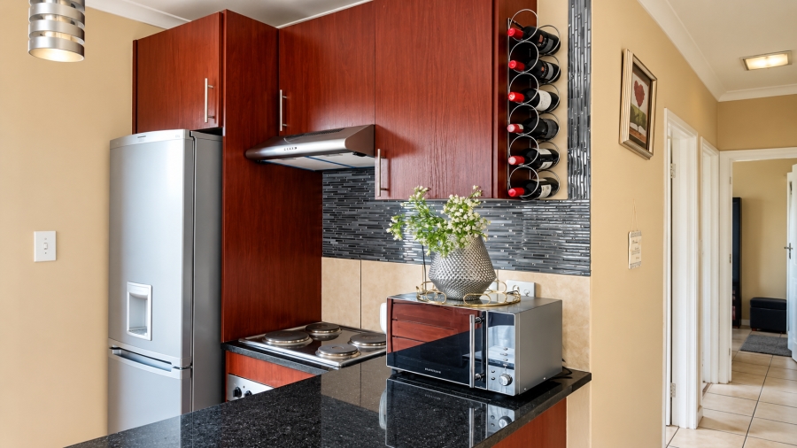 3 Bedroom Property for Sale in Kosmosdal Gauteng