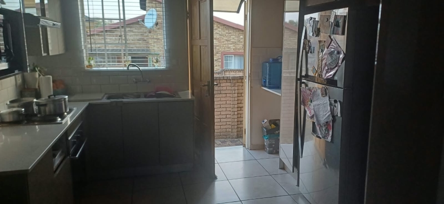 To Let 3 Bedroom Property for Rent in Kosmosdal Gauteng