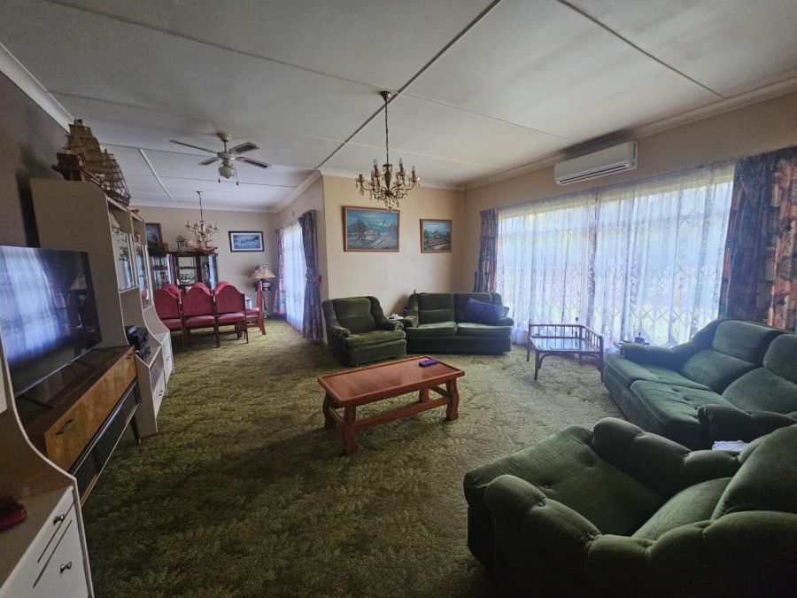 4 Bedroom Property for Sale in Daleside Gauteng