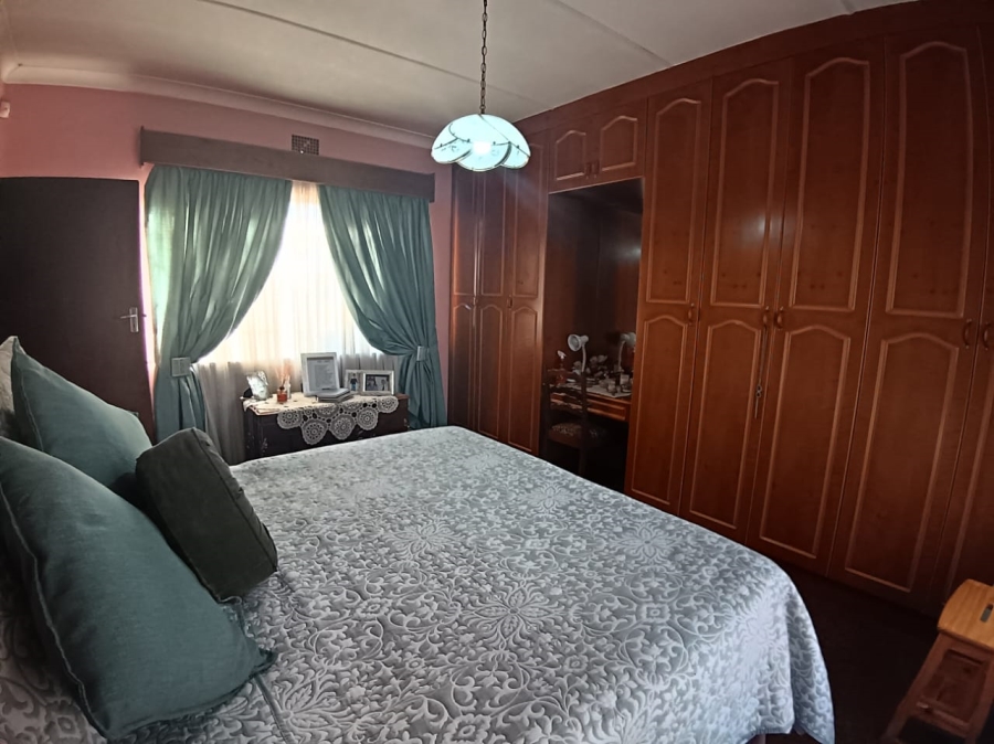 3 Bedroom Property for Sale in Dalview Gauteng