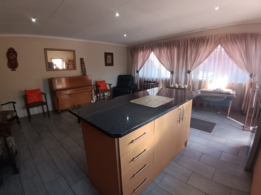 3 Bedroom Property for Sale in Dalview Gauteng