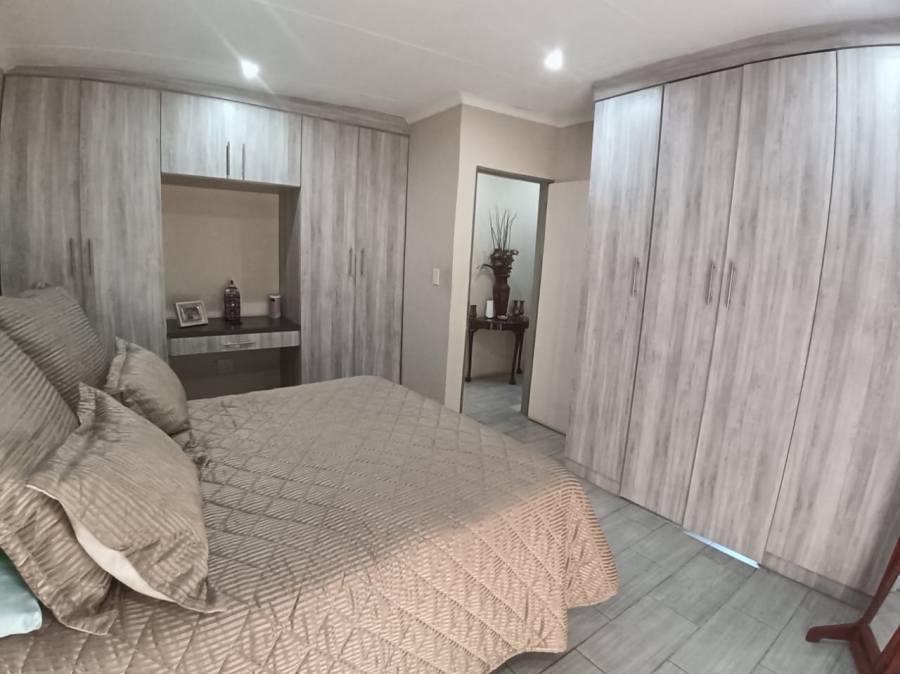3 Bedroom Property for Sale in Dalview Gauteng