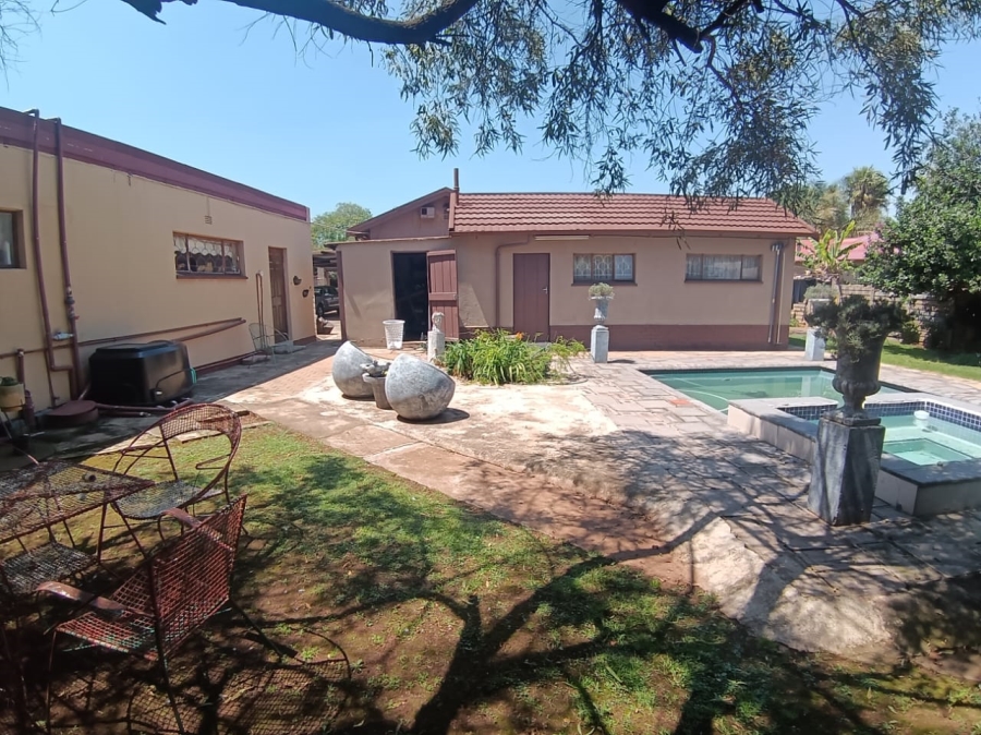 3 Bedroom Property for Sale in Dalview Gauteng
