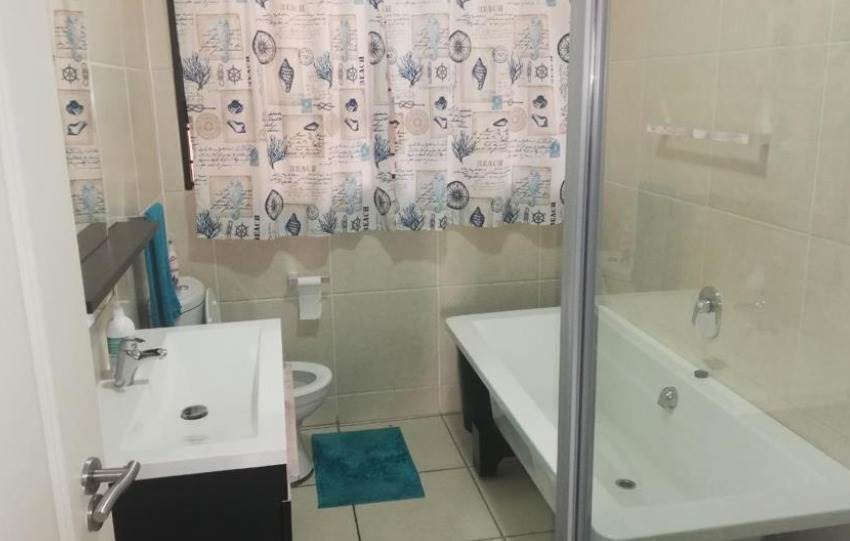 To Let 2 Bedroom Property for Rent in Greenstone Hill Gauteng