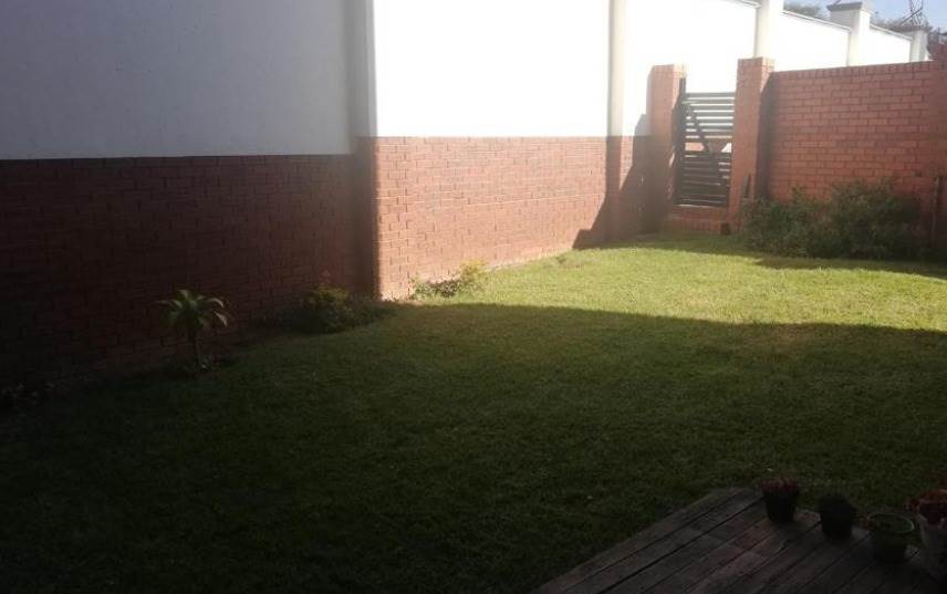 To Let 2 Bedroom Property for Rent in Greenstone Hill Gauteng