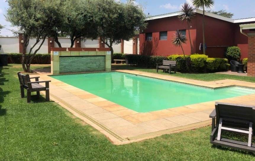 To Let 2 Bedroom Property for Rent in Greenstone Hill Gauteng