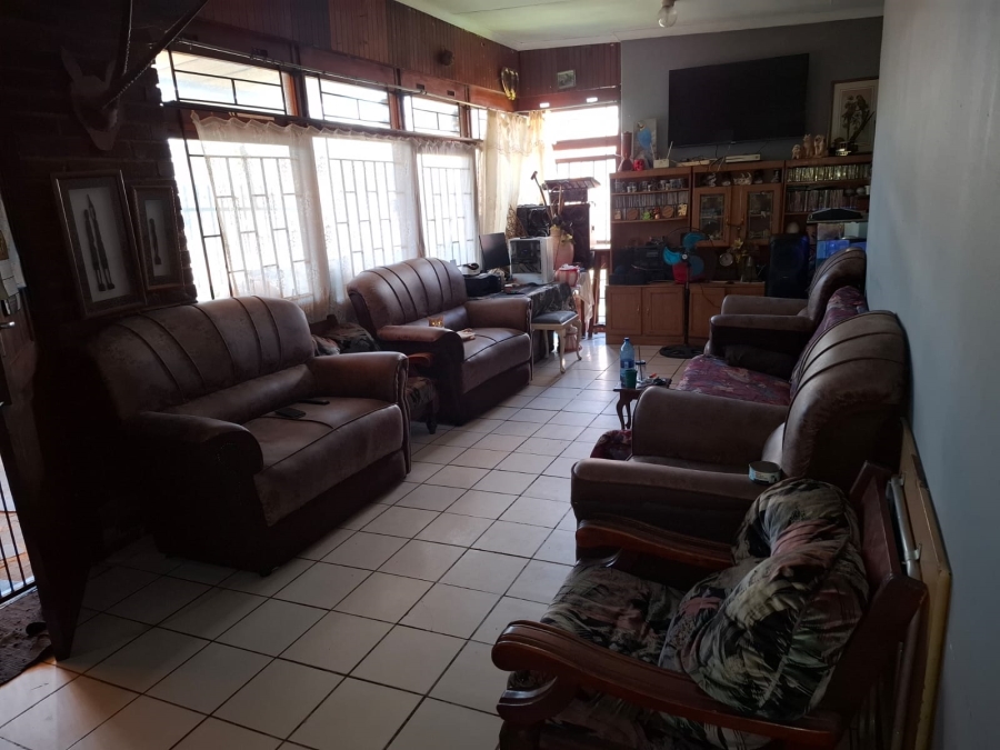 4 Bedroom Property for Sale in Danville Gauteng