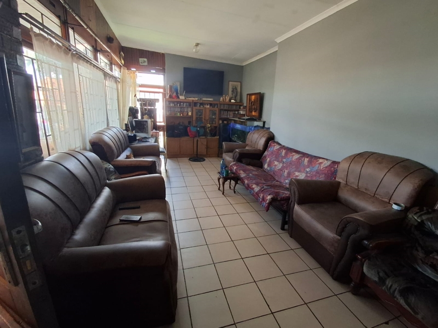 4 Bedroom Property for Sale in Danville Gauteng