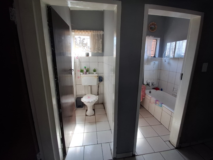 4 Bedroom Property for Sale in Danville Gauteng