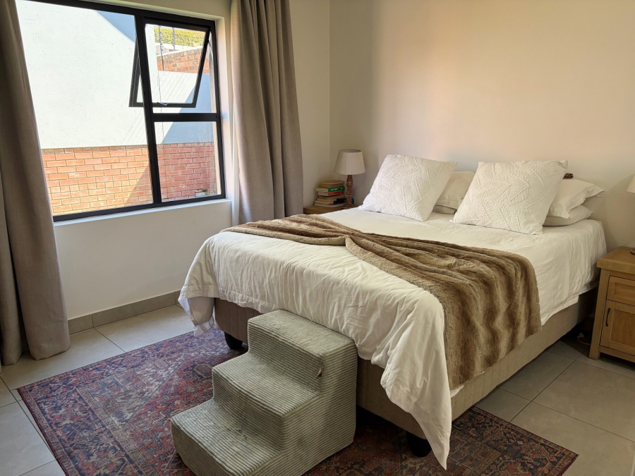 To Let 2 Bedroom Property for Rent in Linden Gauteng