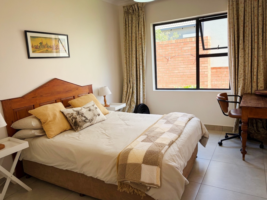 To Let 2 Bedroom Property for Rent in Linden Gauteng