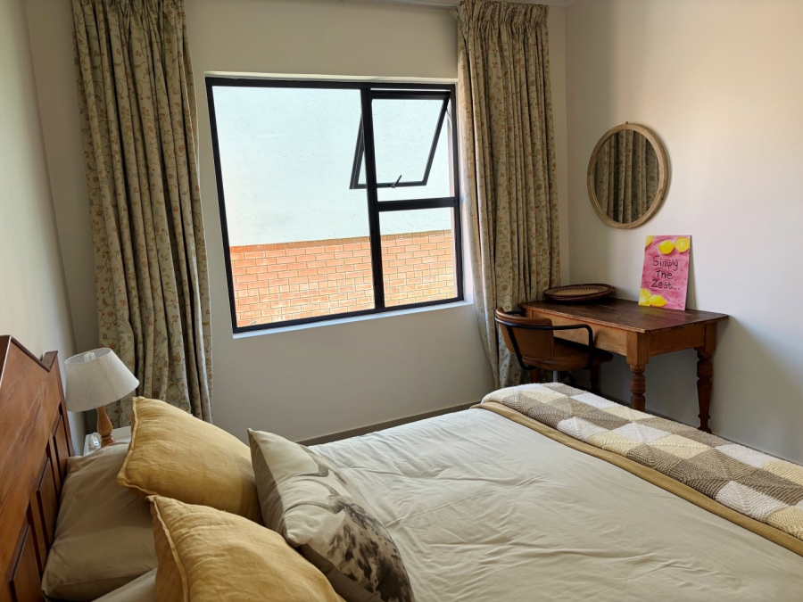 To Let 2 Bedroom Property for Rent in Linden Gauteng
