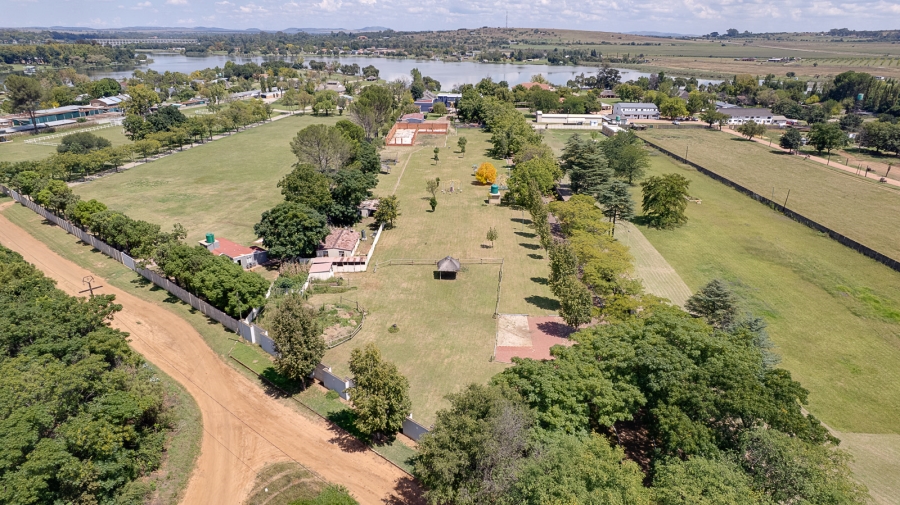 8 Bedroom Property for Sale in Ebner On Vaal Gauteng