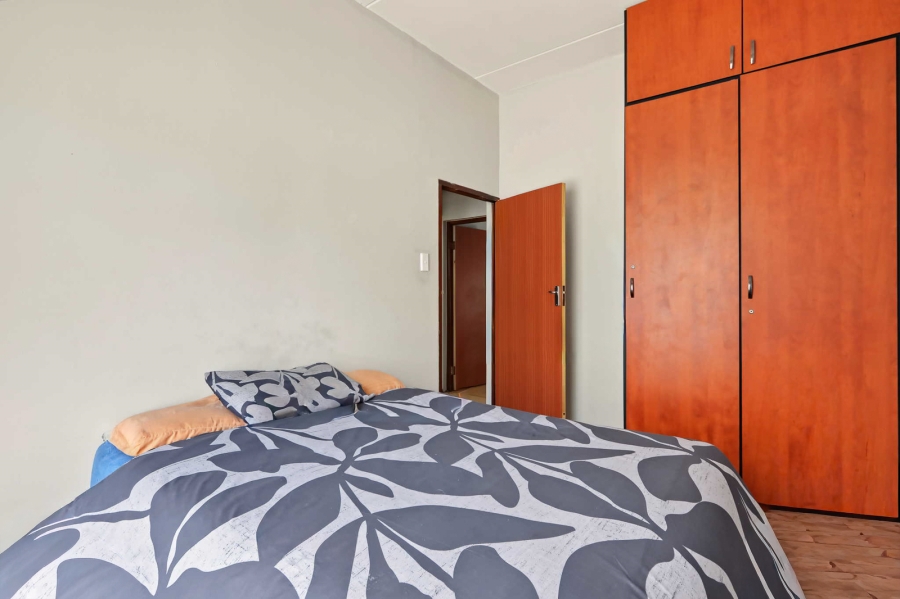 2 Bedroom Property for Sale in Little Falls Gauteng