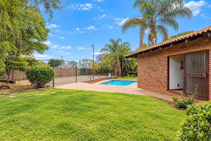6 Bedroom Property for Sale in Randpark Ridge Gauteng