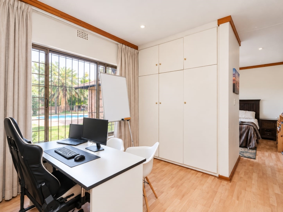 6 Bedroom Property for Sale in Randpark Ridge Gauteng