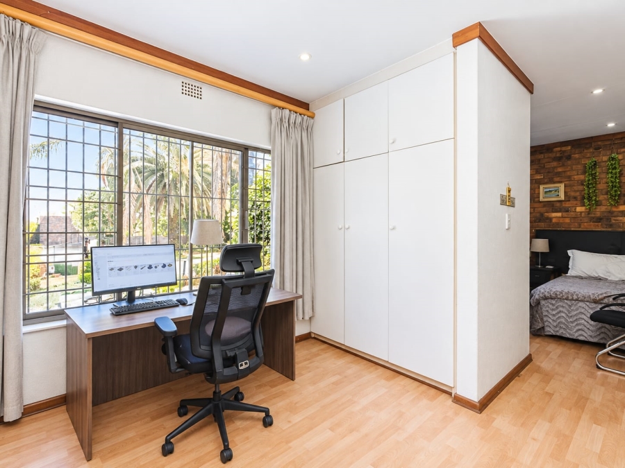 6 Bedroom Property for Sale in Randpark Ridge Gauteng