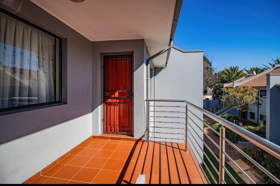 2 Bedroom Property for Sale in Bedfordview Gauteng