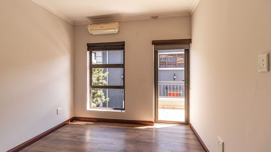 5 Bedroom Property for Sale in Aspen Hills Gauteng
