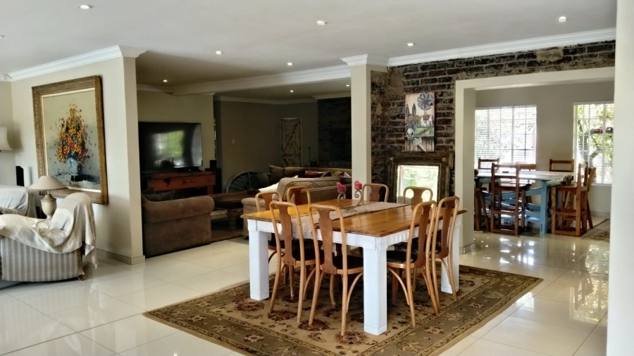 5 Bedroom Property for Sale in Chancliff A H Gauteng
