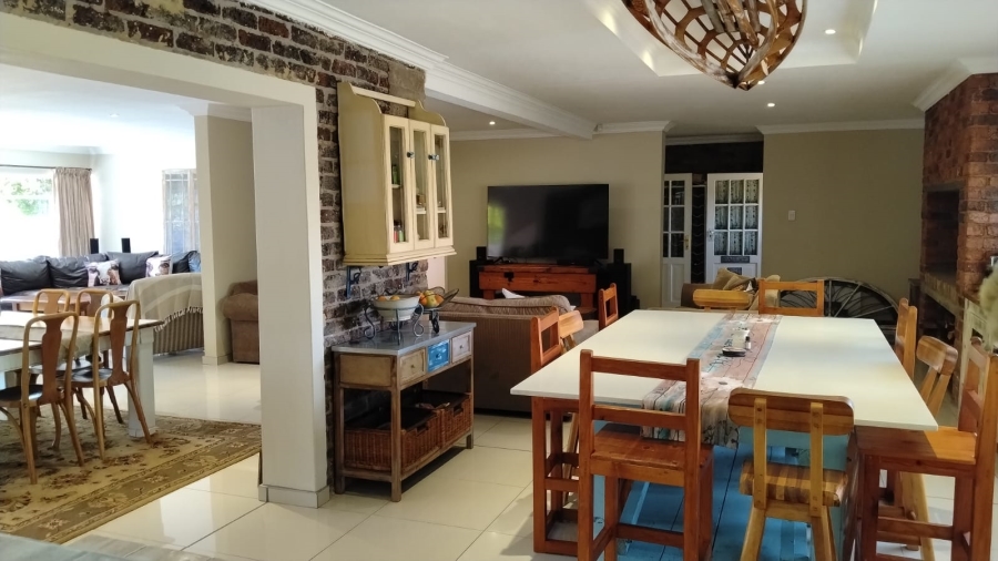 5 Bedroom Property for Sale in Chancliff A H Gauteng