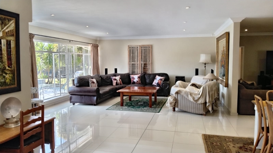 5 Bedroom Property for Sale in Chancliff A H Gauteng