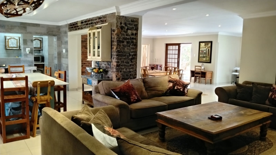 5 Bedroom Property for Sale in Chancliff A H Gauteng