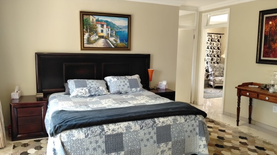 5 Bedroom Property for Sale in Chancliff A H Gauteng