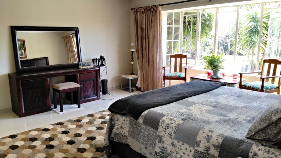 5 Bedroom Property for Sale in Chancliff A H Gauteng