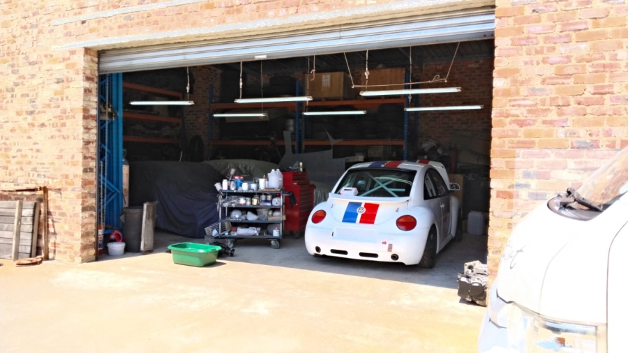 5 Bedroom Property for Sale in Chancliff A H Gauteng