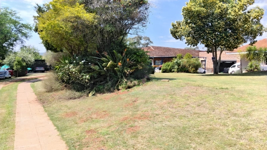 5 Bedroom Property for Sale in Chancliff A H Gauteng
