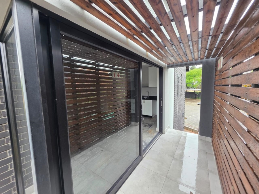To Let 1 Bedroom Property for Rent in Alphen Park Gauteng