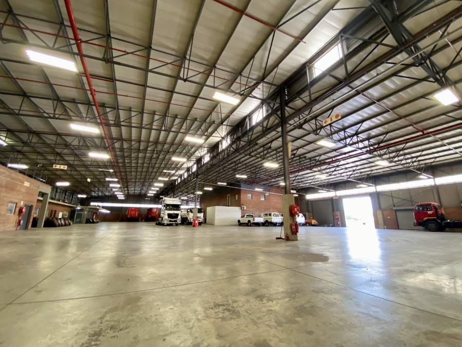 To Let Commercial Property for Rent in Randjespark Gauteng