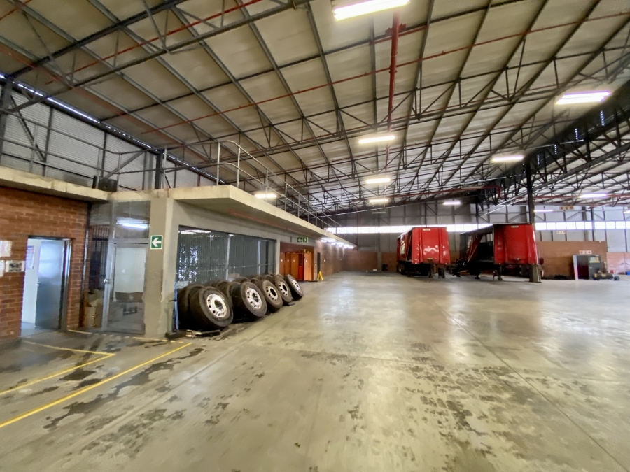 To Let Commercial Property for Rent in Randjespark Gauteng