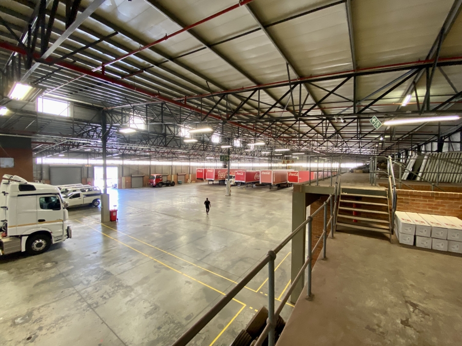 To Let Commercial Property for Rent in Randjespark Gauteng