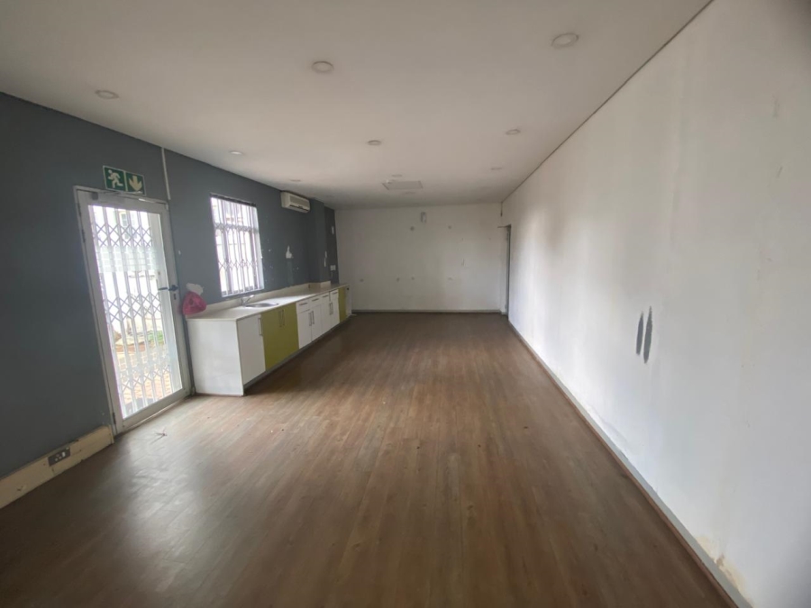 To Let Commercial Property for Rent in Randjespark Gauteng