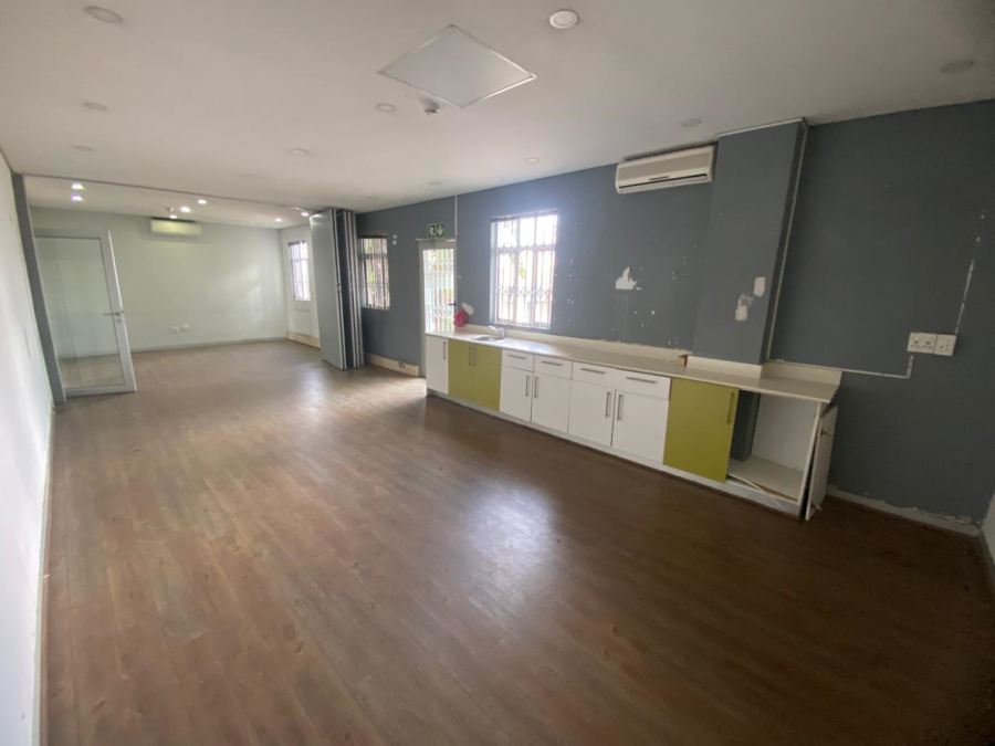 To Let Commercial Property for Rent in Randjespark Gauteng