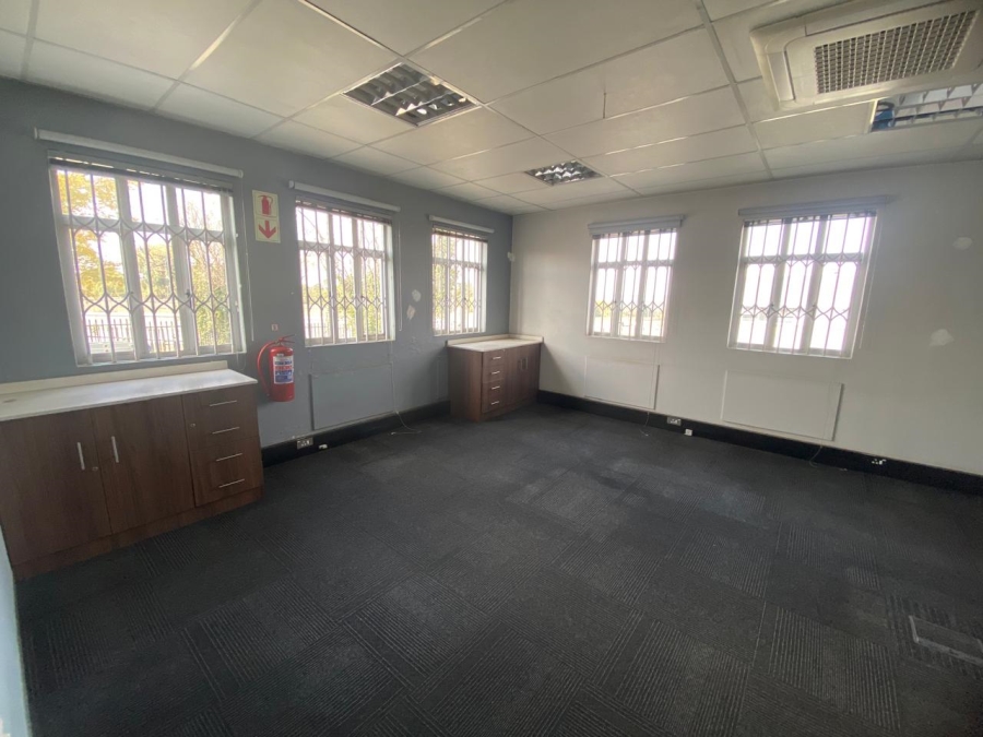 To Let Commercial Property for Rent in Randjespark Gauteng