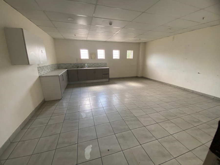 To Let Commercial Property for Rent in Randjespark Gauteng