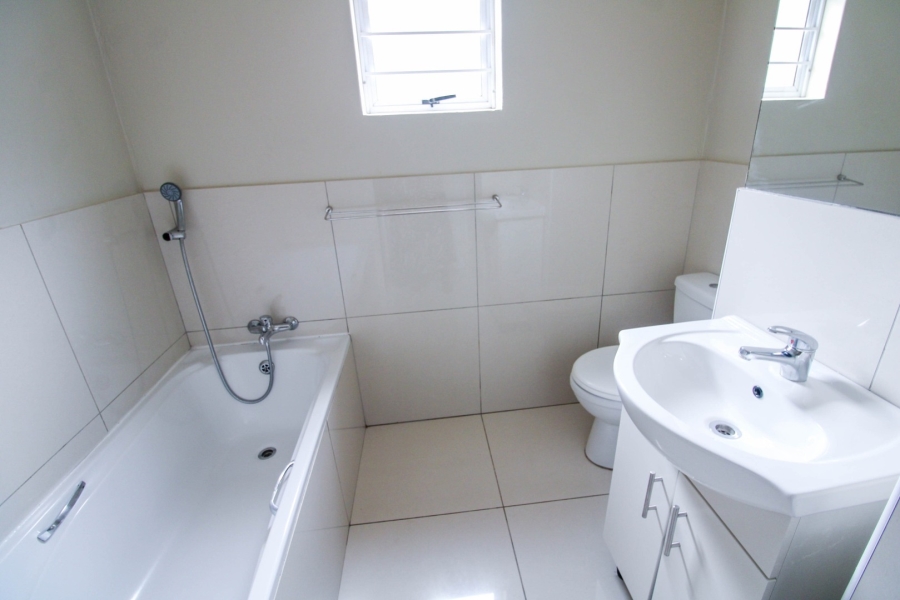To Let 3 Bedroom Property for Rent in Rivonia Gauteng