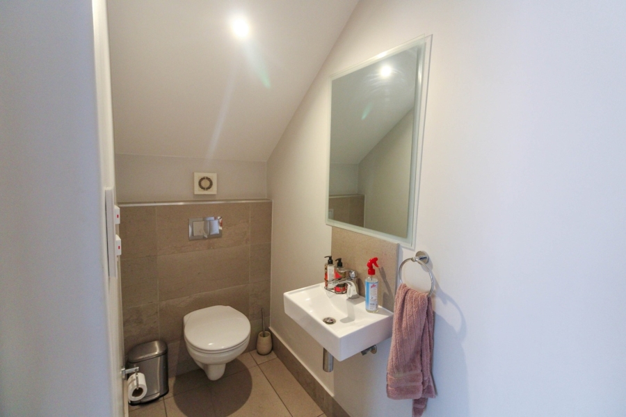 To Let 3 Bedroom Property for Rent in Bryanston Gauteng