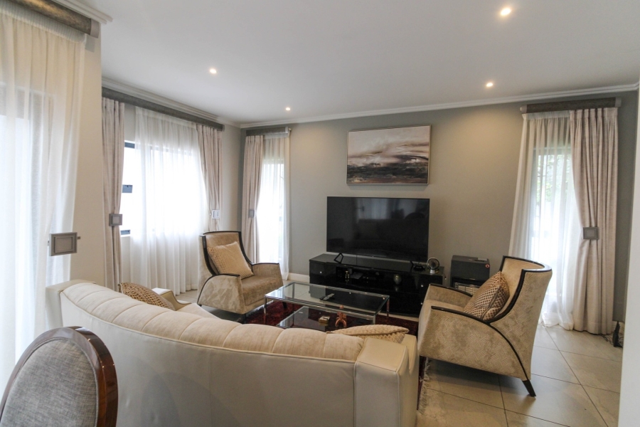 To Let 3 Bedroom Property for Rent in Bryanston Gauteng