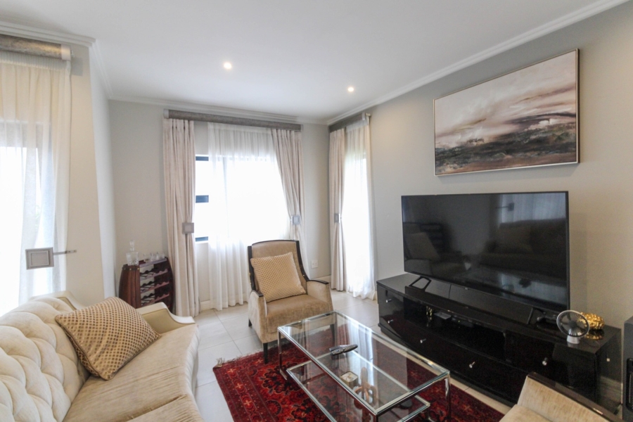 To Let 3 Bedroom Property for Rent in Bryanston Gauteng