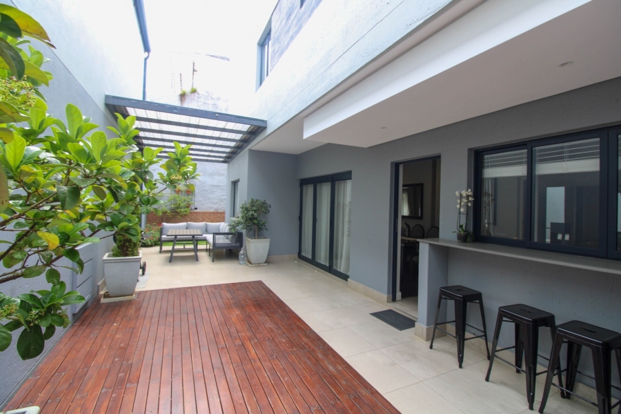 To Let 3 Bedroom Property for Rent in Bryanston Gauteng