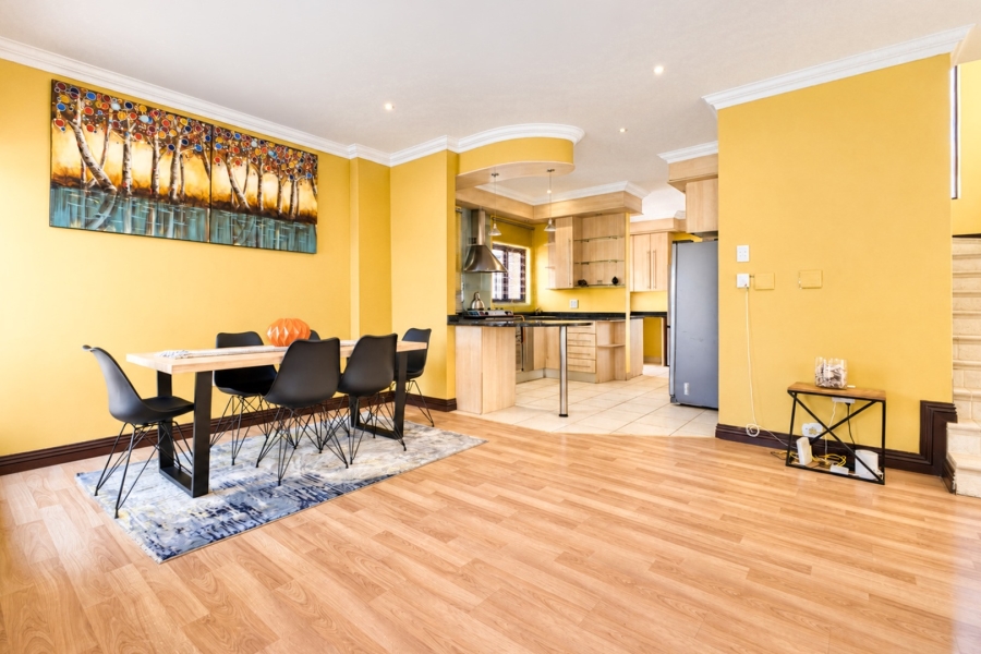 To Let 3 Bedroom Property for Rent in Beverley Gauteng