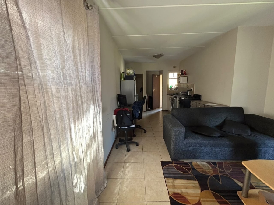 1 Bedroom Property for Sale in Noordwyk Gauteng