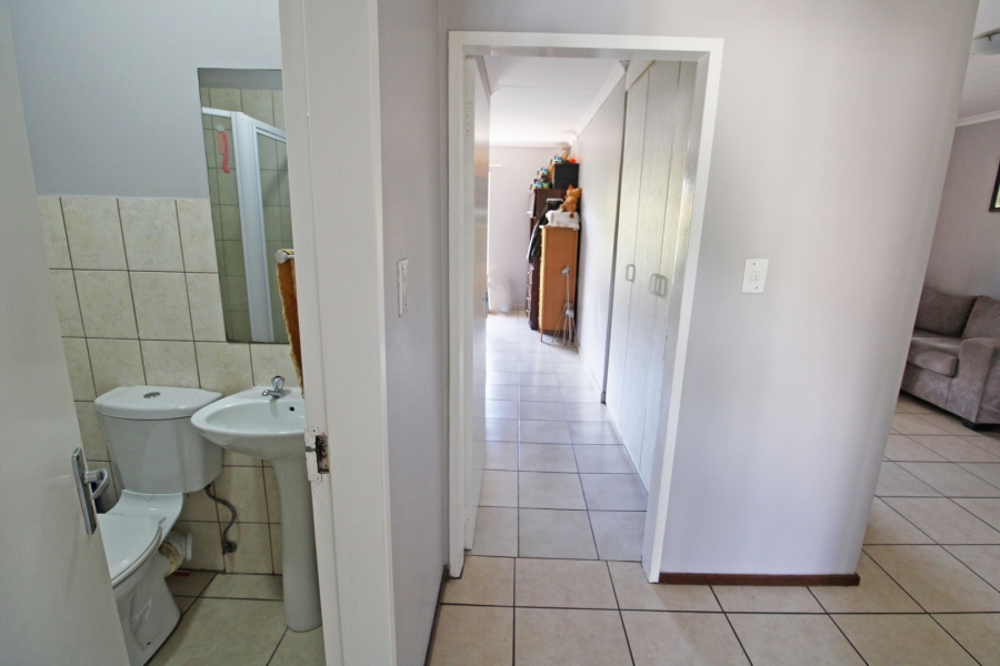 To Let 2 Bedroom Property for Rent in Ferndale Gauteng