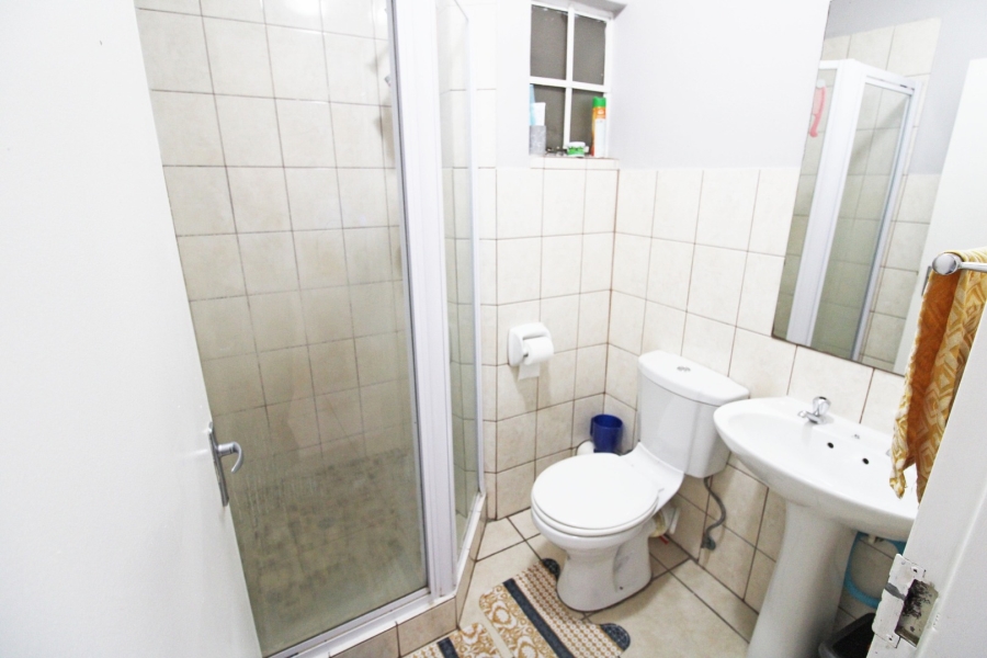 To Let 2 Bedroom Property for Rent in Ferndale Gauteng