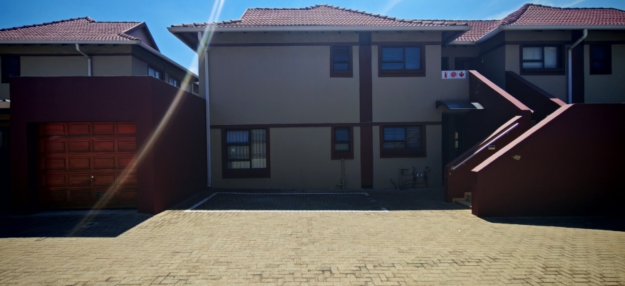 3 Bedroom Property for Sale in New Market Park Gauteng